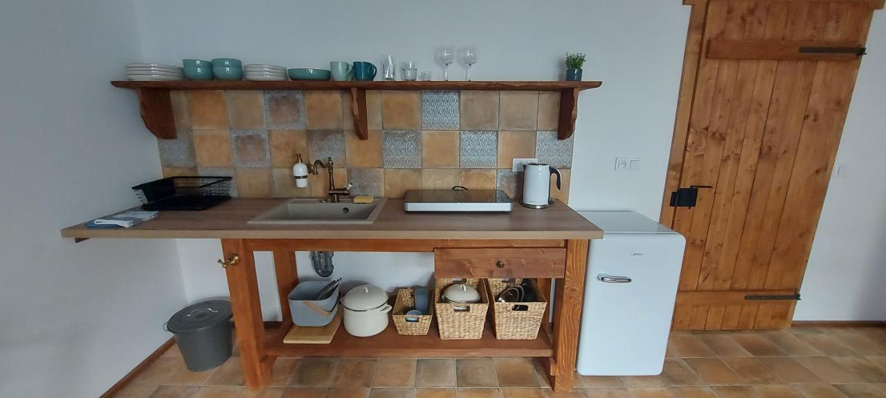 Apartmany Ve Starem Pivovaru Malesov Екстер'єр фото
