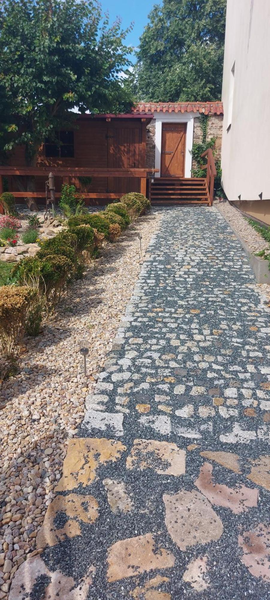 Apartmany Ve Starem Pivovaru Malesov Екстер'єр фото